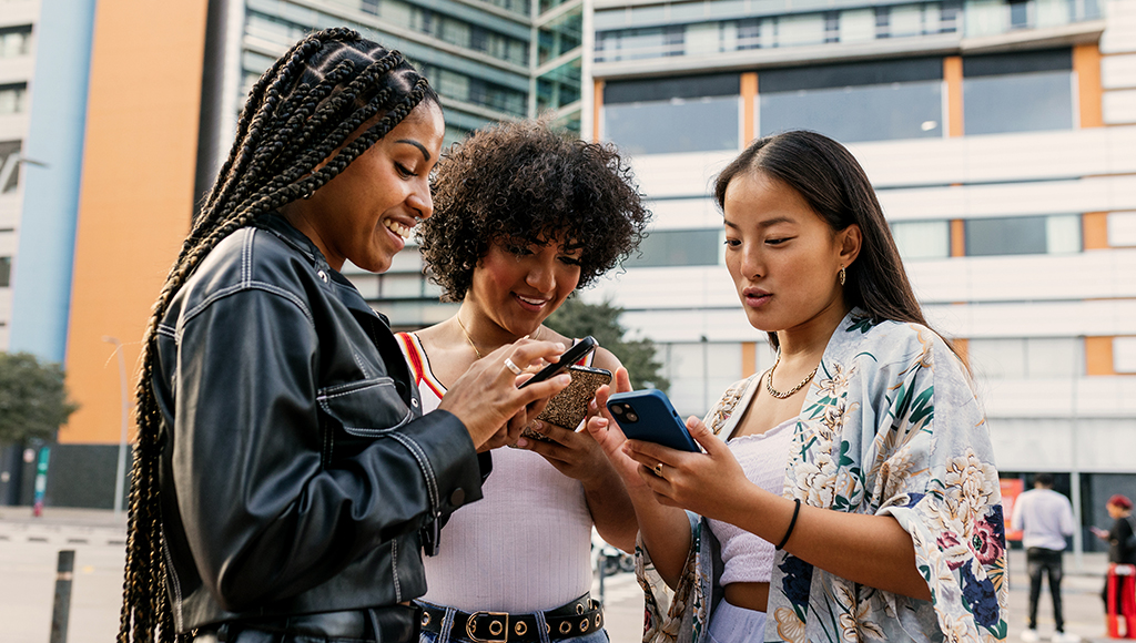 Guide: 44 Ways Brands Are Using Content Moderation