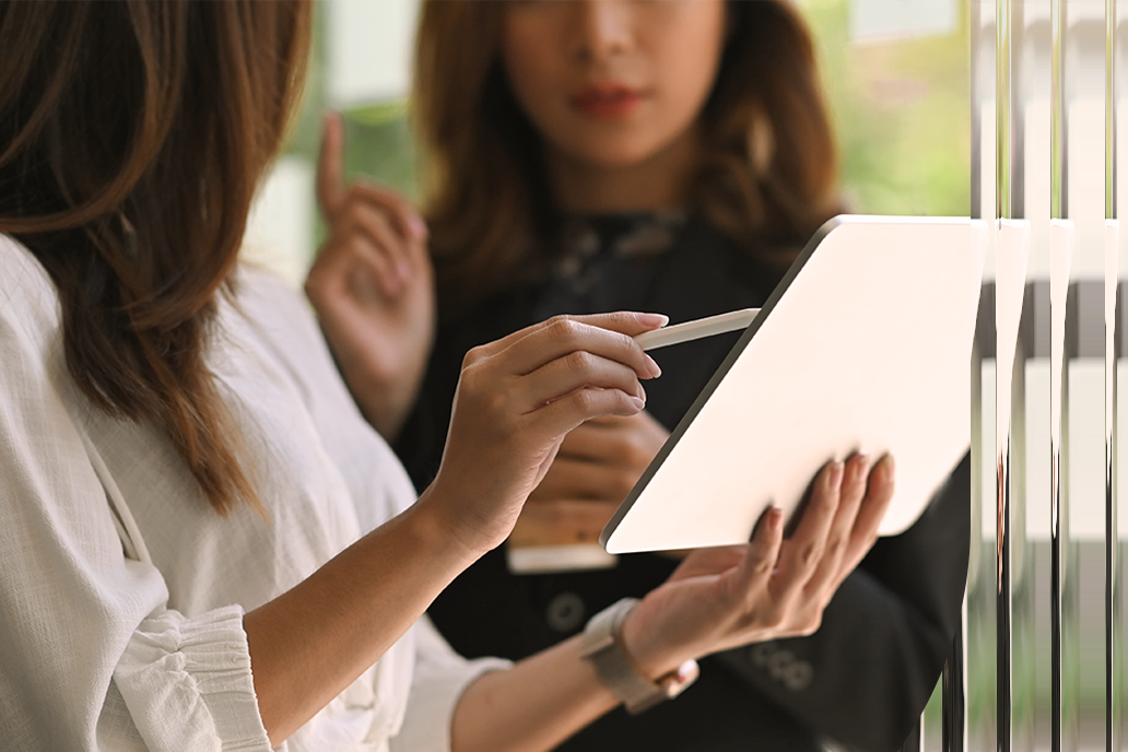 Real-Time Skill Reinforcement through Targeted Coaching